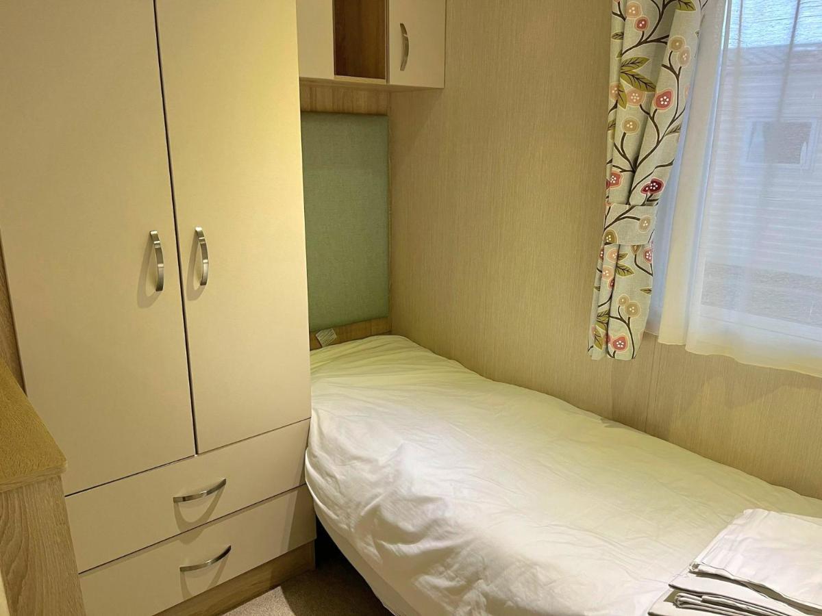 Memories Made Hotel Selsey Buitenkant foto