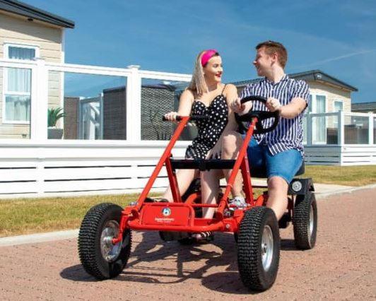 Memories Made Hotel Selsey Buitenkant foto